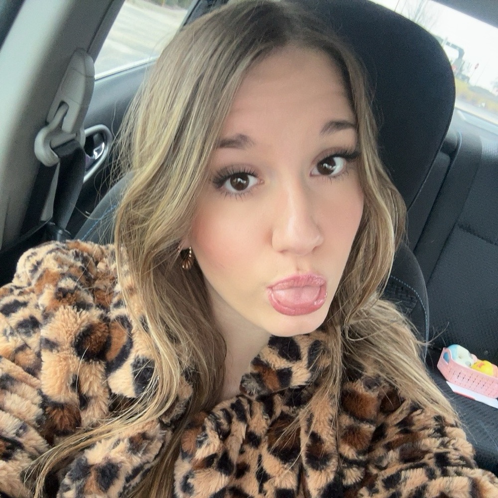 Meet your Posher, Kylee